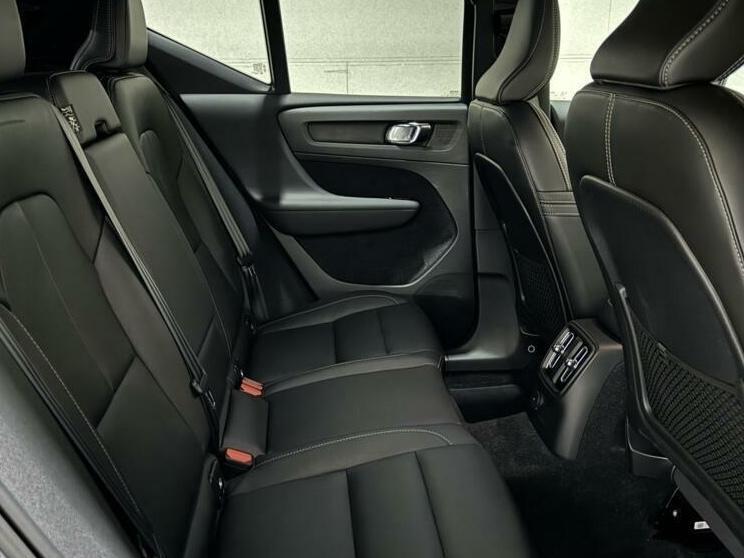 Volvo XC40 1.5 T5 Recharge R-Design Pano H/K Camera Cruise
