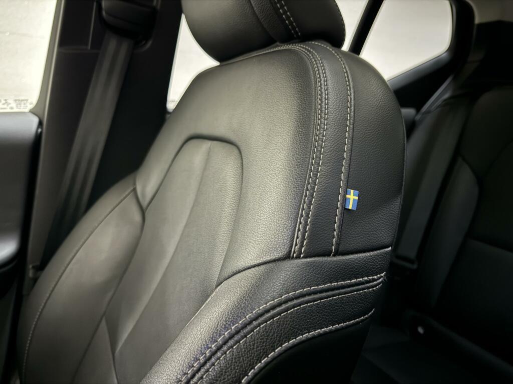 Volvo XC40 1.5 T5 Recharge R-Design Pano H/K Camera Cruise