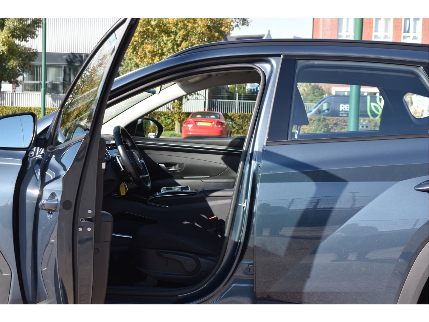 Hyundai Tucson 1.6 T-GDI HEV i-Motion 230 pk | NL-Auto | 1ste eigenaar | Afn.trekhaak | Carplay/Android | Camera | LM-Velgen Allseasons | NAP