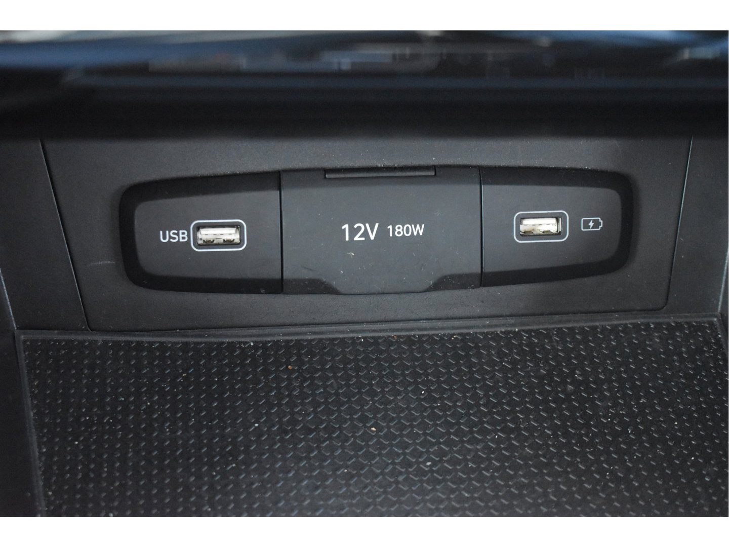 Hyundai Tucson 1.6 T-GDI HEV i-Motion 230 pk | NL-Auto | 1ste eigenaar | Afn.trekhaak | Carplay/Android | Camera | LM-Velgen Allseasons | NAP