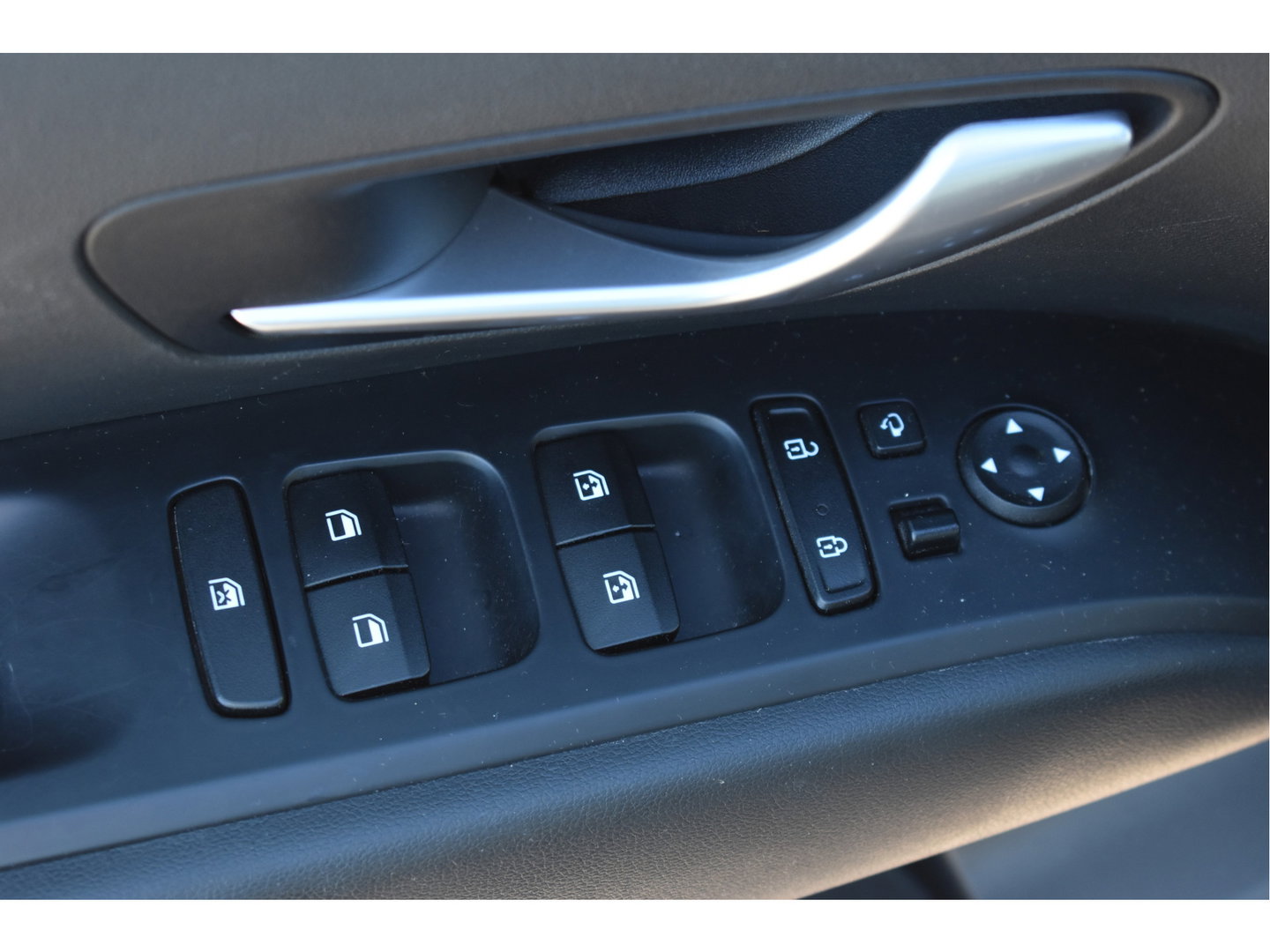 Hyundai Tucson 1.6 T-GDI HEV i-Motion 230 pk | NL-Auto | 1ste eigenaar | Afn.trekhaak | Carplay/Android | Camera | LM-Velgen Allseasons | NAP