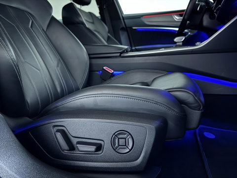 Audi A6 Avant 55 TFSI e Quattro Competition S-Line Black Edition