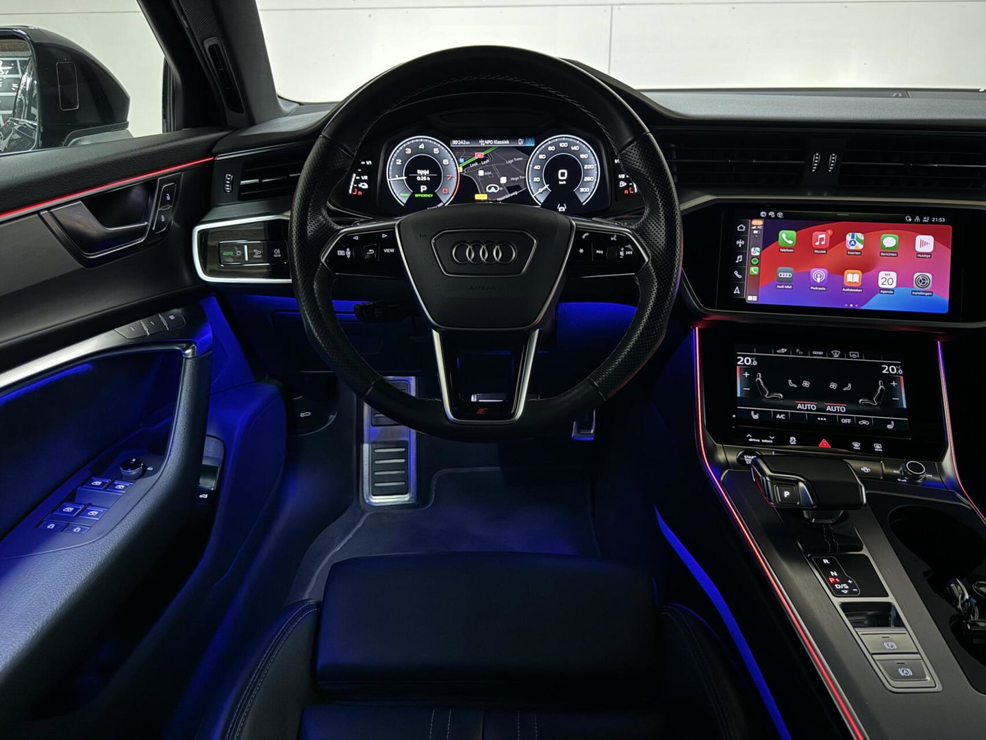 Audi A6 Avant 55 TFSI e Quattro Competition S-Line Black Edition