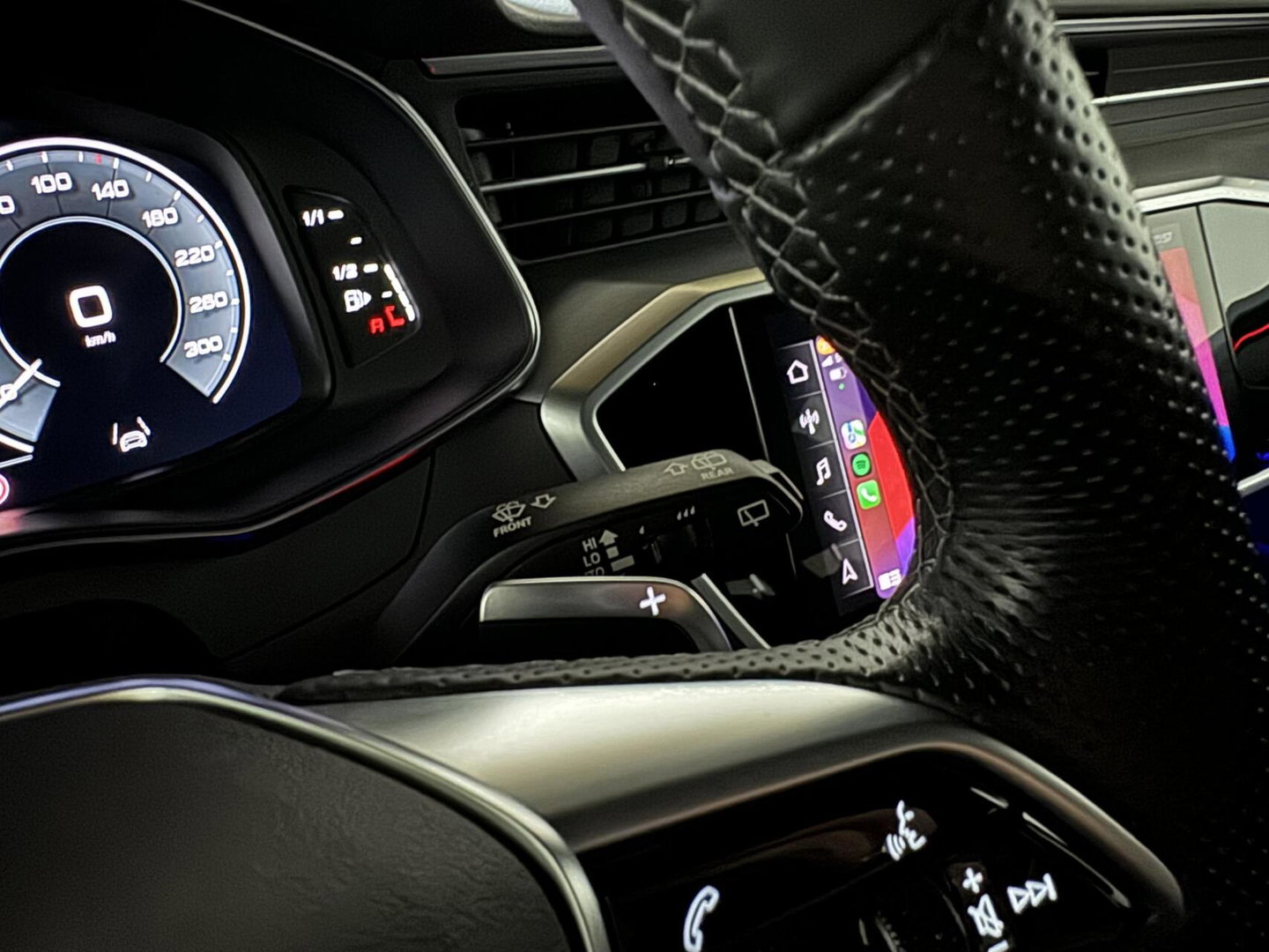 Audi A6 Avant 55 TFSI e Quattro Competition S-Line Black Edition