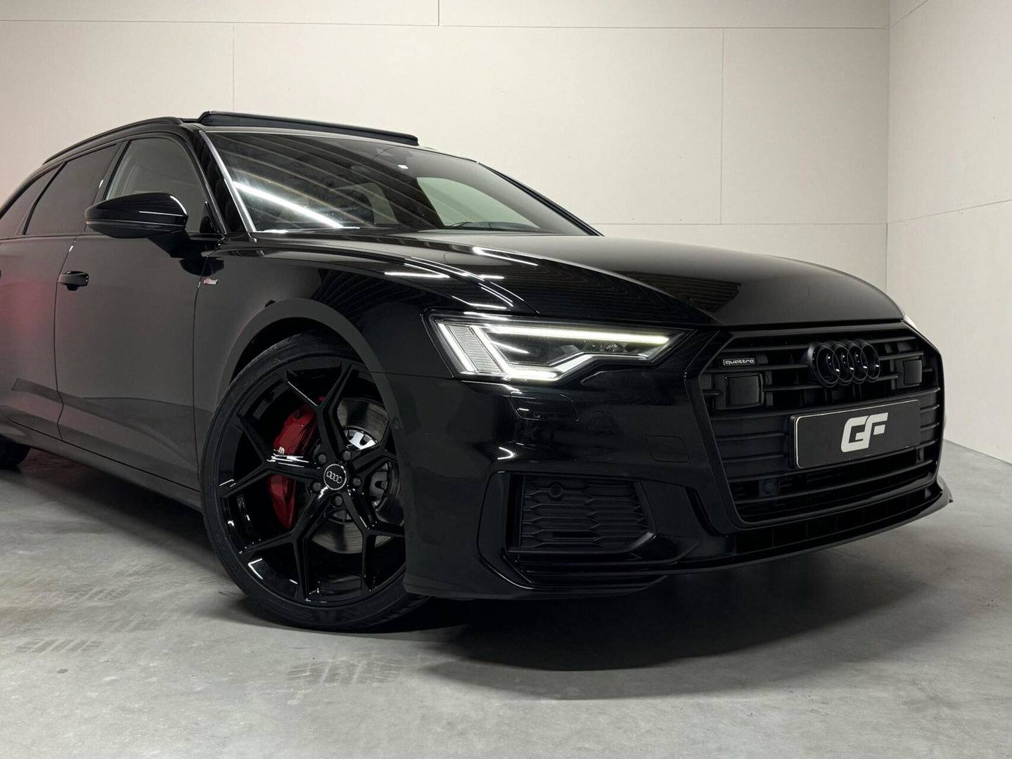 Audi A6 Avant 55 TFSI e Quattro Competition S-Line Black Edition