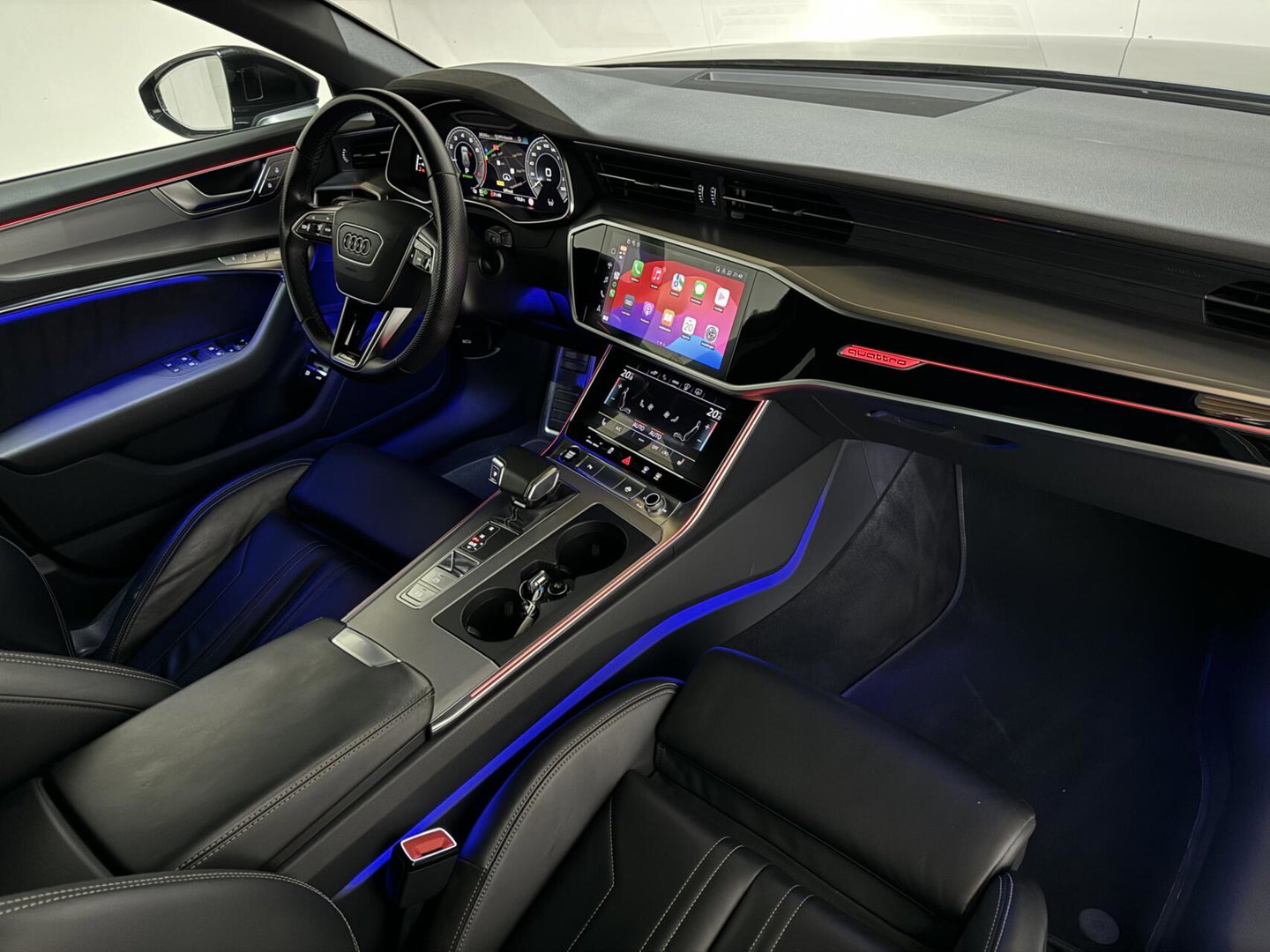 Audi A6 Avant 55 TFSI e Quattro Competition S-Line Black Edition