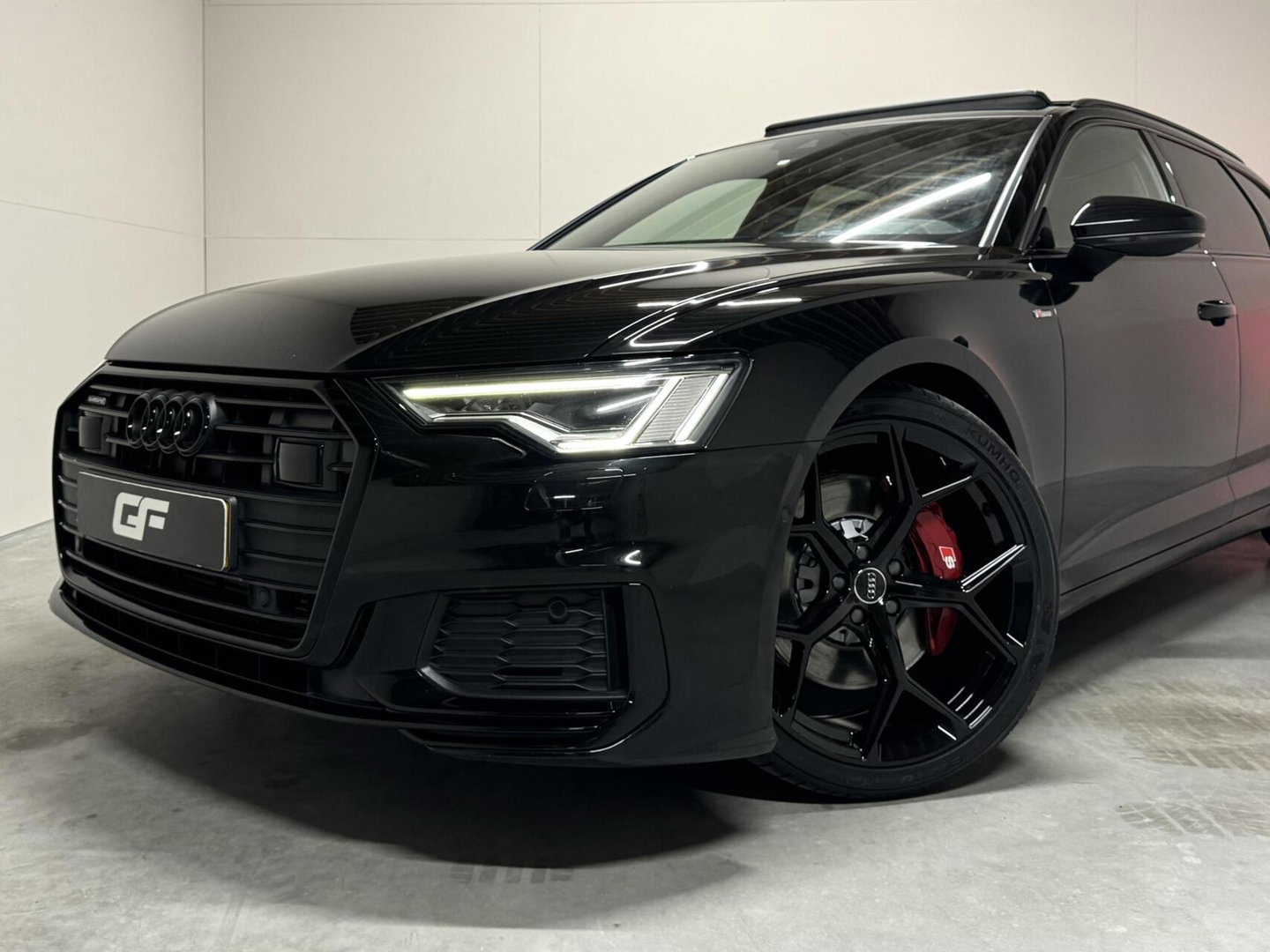 Audi A6 Avant 55 TFSI e Quattro Competition S-Line Black Edition