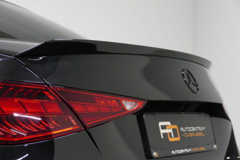 Mercedes-Benz C-Klasse 300 e AMG Line / C63S AMG Diffuser / Brabus Grille / Maxton Design Bodykit V.2 / Elektr. verstelbare voorstoelen + memory / Digital Light (Laser) / Rondomzichtcamera / Apple Carplay - Android Auto / Ambienteverlichting / 20'' LMV / Stoelverwarming / Dodeh