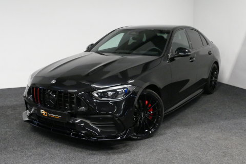 Mercedes-Benz C-Klasse 300 e AMG Line / C63S AMG Diffuser / Brabus Grille / Maxton Design Bodykit V.2 / Elektr. verstelbare voorstoelen + memory / Digital Light (Laser) / Rondomzichtcamera / Apple Carplay - Android Auto / Ambienteverlichting / 20'' LMV / Stoelverwarming / Dodeh