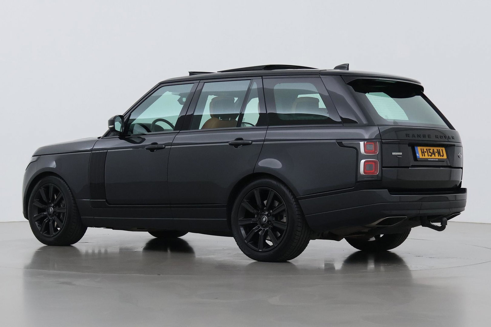 Land Rover Range Rover 2.0 P400e Autobiography | Luchtvering | Panoramadak | 360° Camera | Massage+Ventilatie | Head-Up | Trekhaak