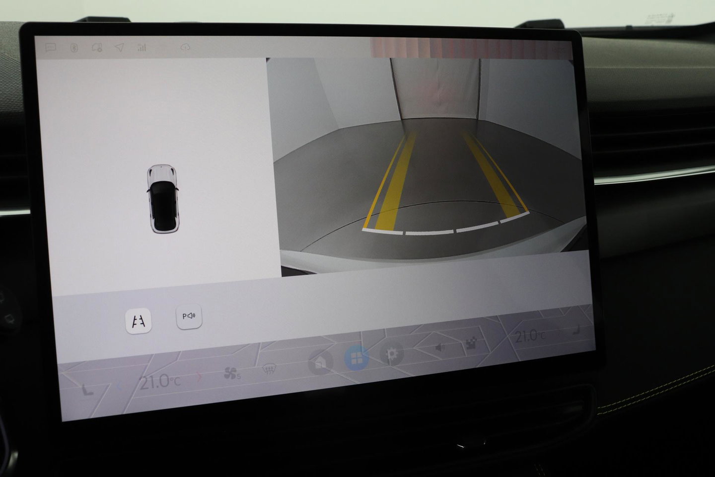 Lynk & Co 01 Lynk&co 1.5 Core | ACC | Camera | Carplay | 19 inch | LED | Draadloos opladen