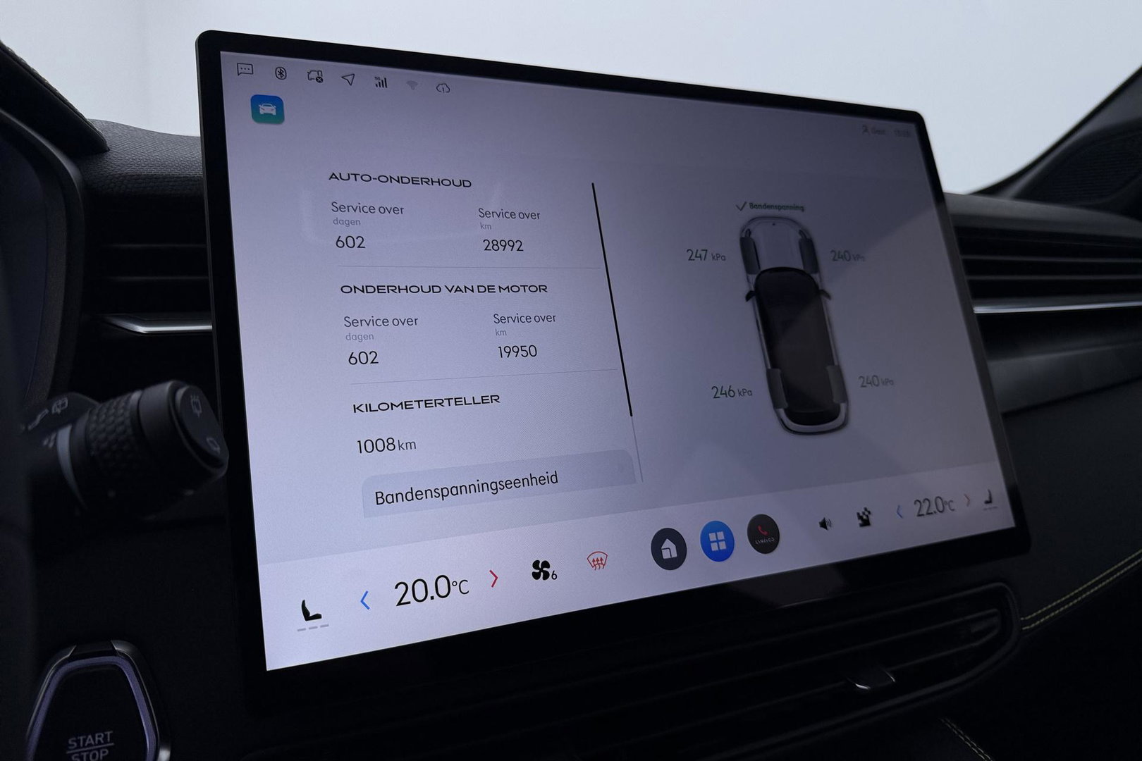 Lynk & Co 01 Lynk&co 1.5 Core | ACC | Camera | Carplay | 19 inch | LED | Draadloos opladen