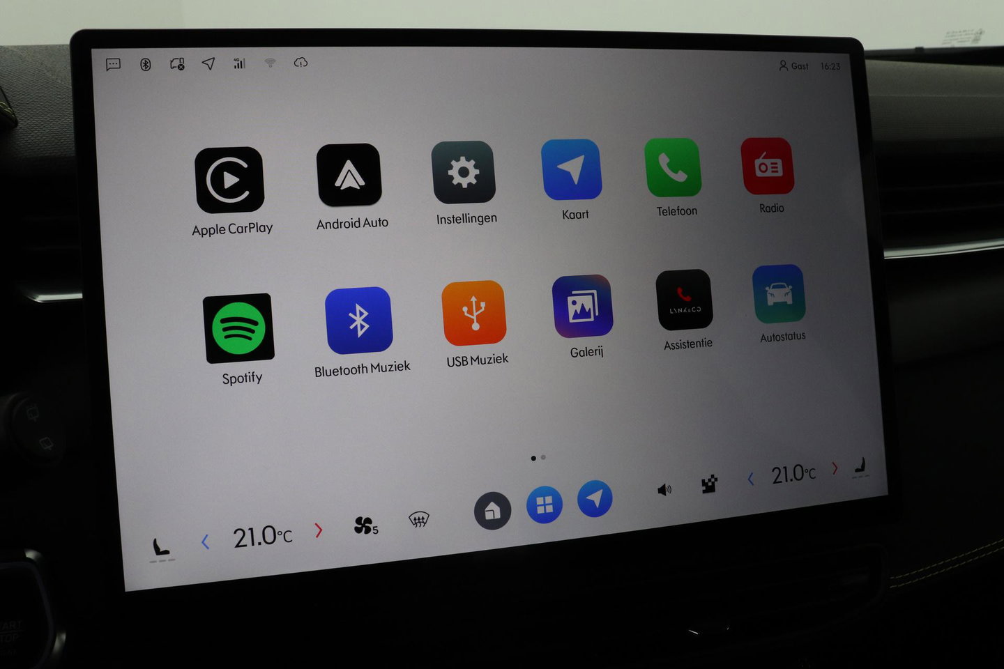Lynk & Co 01 Lynk&co 1.5 Core | ACC | Camera | Carplay | 19 inch | LED | Draadloos opladen