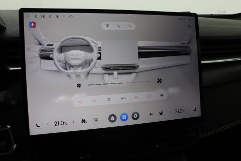 Lynk & Co 01 Lynk&co 1.5 Core | ACC | Camera | Carplay | 19 inch | LED | Draadloos opladen