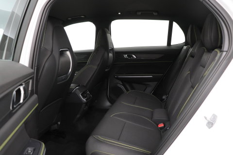 Lynk & Co 01 Lynk&co 1.5 Core | ACC | Camera | Carplay | 19 inch | LED | Draadloos opladen