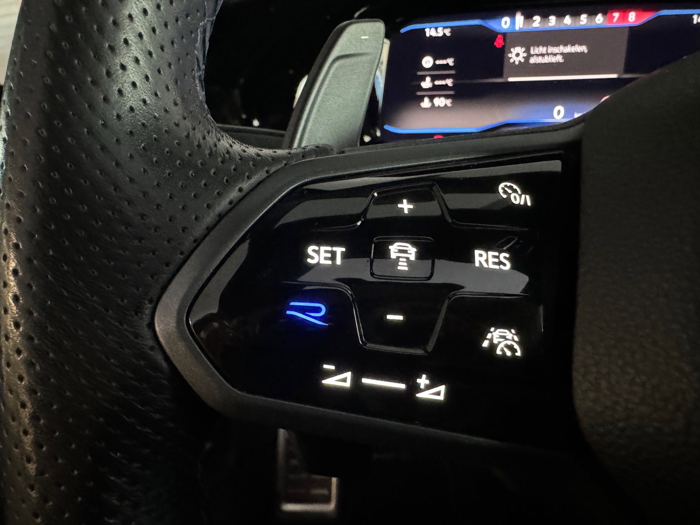Volkswagen Golf 2.0 TSI R 4Motion Pano|Harman Kardon|Memory|Volleder