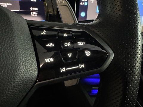 Volkswagen Golf 2.0 TSI R 4Motion Pano|Harman Kardon|Memory|Volleder