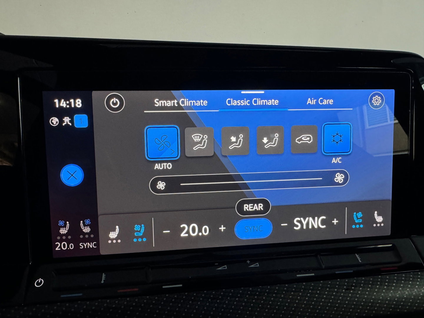 Volkswagen Golf 2.0 TSI R 4Motion Pano|Harman Kardon|Memory|Volleder