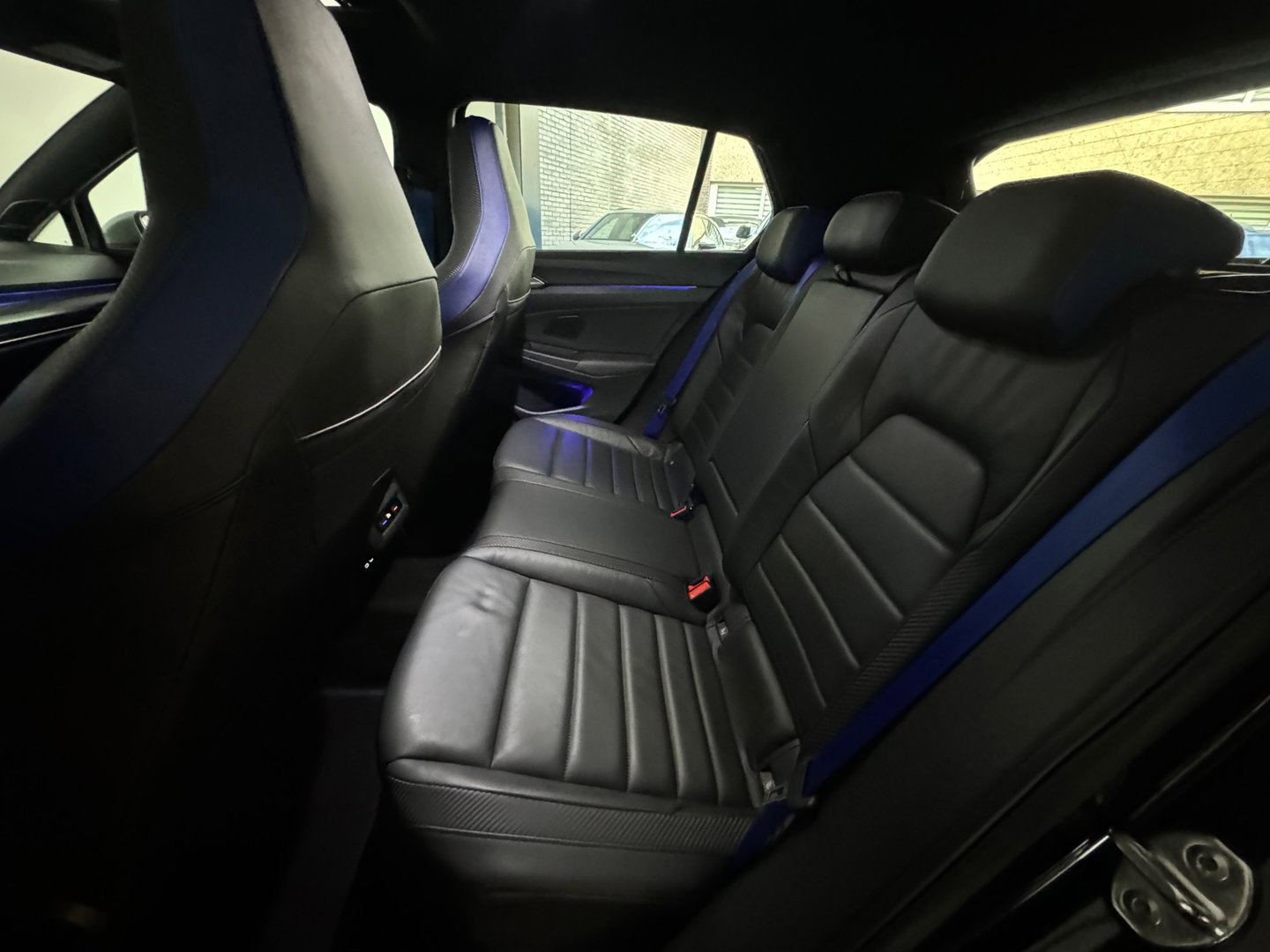 Volkswagen Golf 2.0 TSI R 4Motion Pano|Harman Kardon|Memory|Volleder