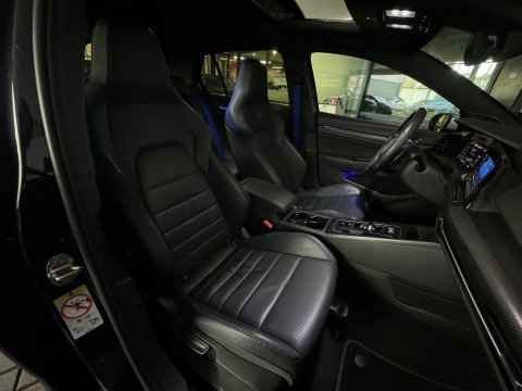 Volkswagen Golf 2.0 TSI R 4Motion Pano|Harman Kardon|Memory|Volleder