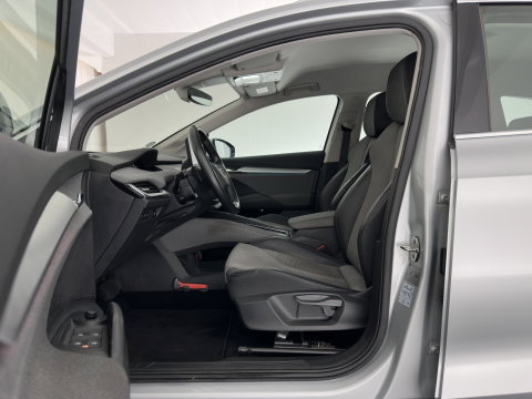 Škoda Enyaq iV 80 (INCL-BTW) *AUT | LEATHER-FABRIC | FULL-LED | DIGI-COCKPIT | CAMERA | KEYLESS | NAVI-FULLMAP | AMBIENTLIGHT | ECC | HEATED-COMFORTSEATS | DAB+ | PDC | CRUISE | CARPLAY | 17"ALU*