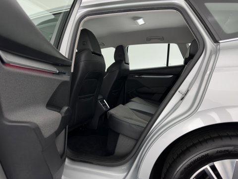 Škoda Enyaq iV 80 (INCL-BTW) *AUT | LEATHER-FABRIC | FULL-LED | DIGI-COCKPIT | CAMERA | KEYLESS | NAVI-FULLMAP | AMBIENTLIGHT | ECC | HEATED-COMFORTSEATS | DAB+ | PDC | CRUISE | CARPLAY | 17"ALU*