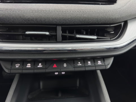 Škoda Enyaq iV 80 (INCL-BTW) *AUT | LEATHER-FABRIC | FULL-LED | DIGI-COCKPIT | CAMERA | KEYLESS | NAVI-FULLMAP | AMBIENTLIGHT | ECC | HEATED-COMFORTSEATS | DAB+ | PDC | CRUISE | CARPLAY | 17"ALU*
