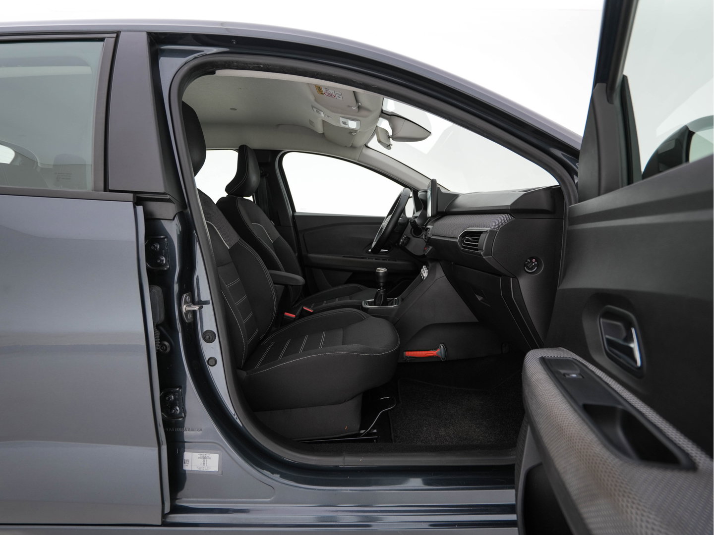 Dacia SANDERO Stepway 1.0 TCe 100 Bi-Fuel Comfort (INCL-BTW) *FULL-LED | NAVI-FULLMAP | BLINDSPOT | HEATED-COMFORTSEATS | CAMERA | KEYLESS | DAB | ECC | PDC | CRUISE | TOWBAR *