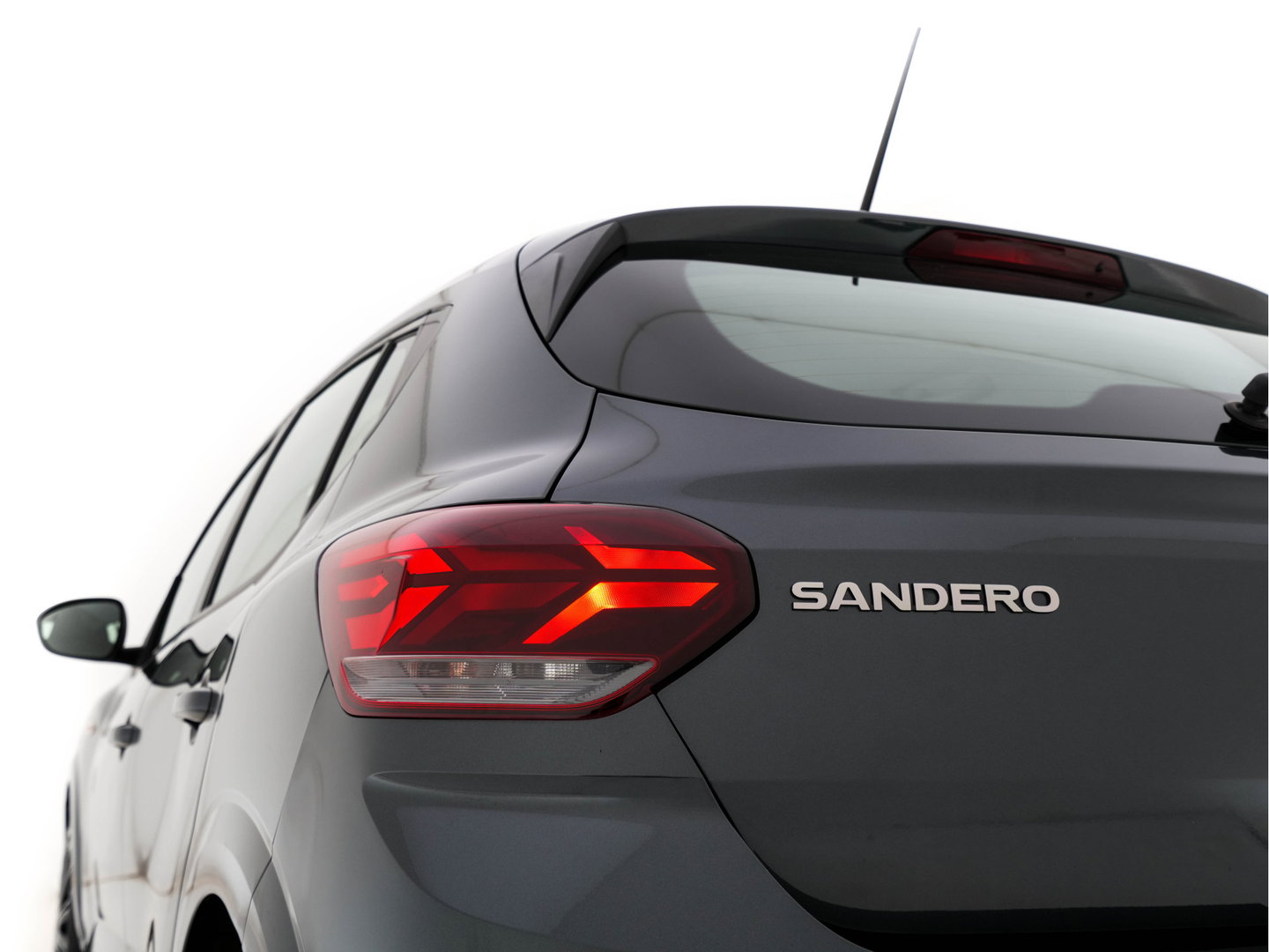 Dacia SANDERO Stepway 1.0 TCe 100 Bi-Fuel Comfort (INCL-BTW) *FULL-LED | NAVI-FULLMAP | BLINDSPOT | HEATED-COMFORTSEATS | CAMERA | KEYLESS | DAB | ECC | PDC | CRUISE | TOWBAR *
