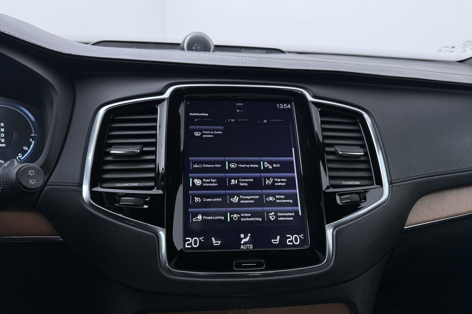 Volvo XC90 T8 Inscription | Bowers&Wilkins | Luchtvering | Panoramadak | 360° Camera | Head-Up | BLIS | Stoelventilatie