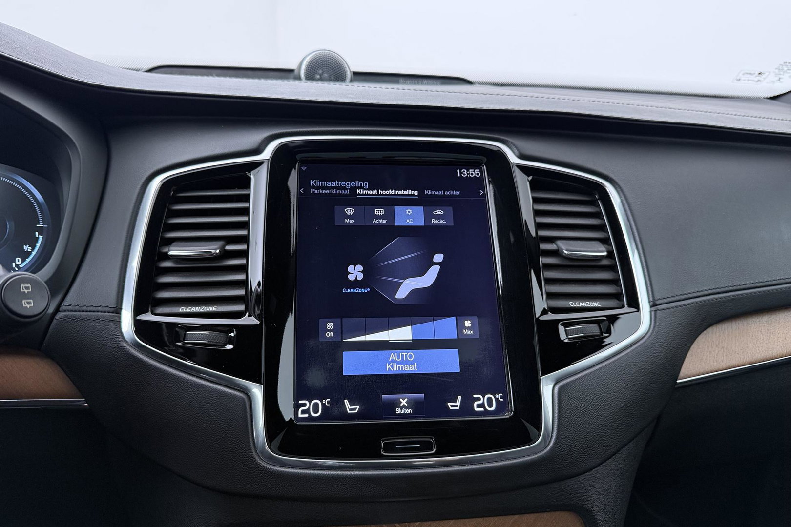 Volvo XC90 T8 Inscription | Bowers&Wilkins | Luchtvering | Panoramadak | 360° Camera | Head-Up | BLIS | Stoelventilatie
