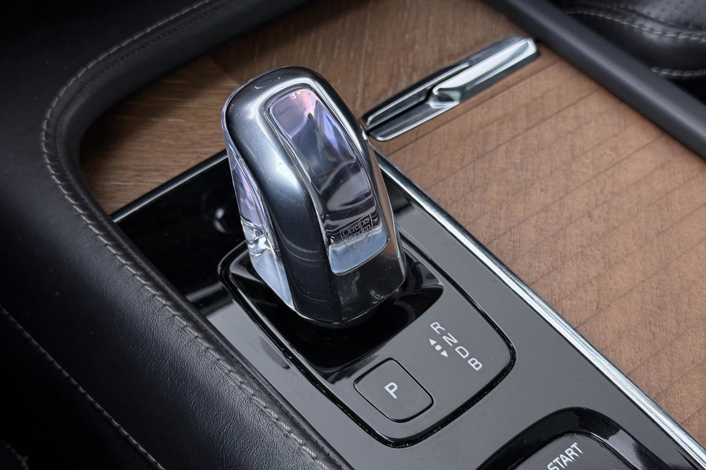 Volvo XC90 T8 Inscription | Bowers&Wilkins | Luchtvering | Panoramadak | 360° Camera | Head-Up | BLIS | Stoelventilatie