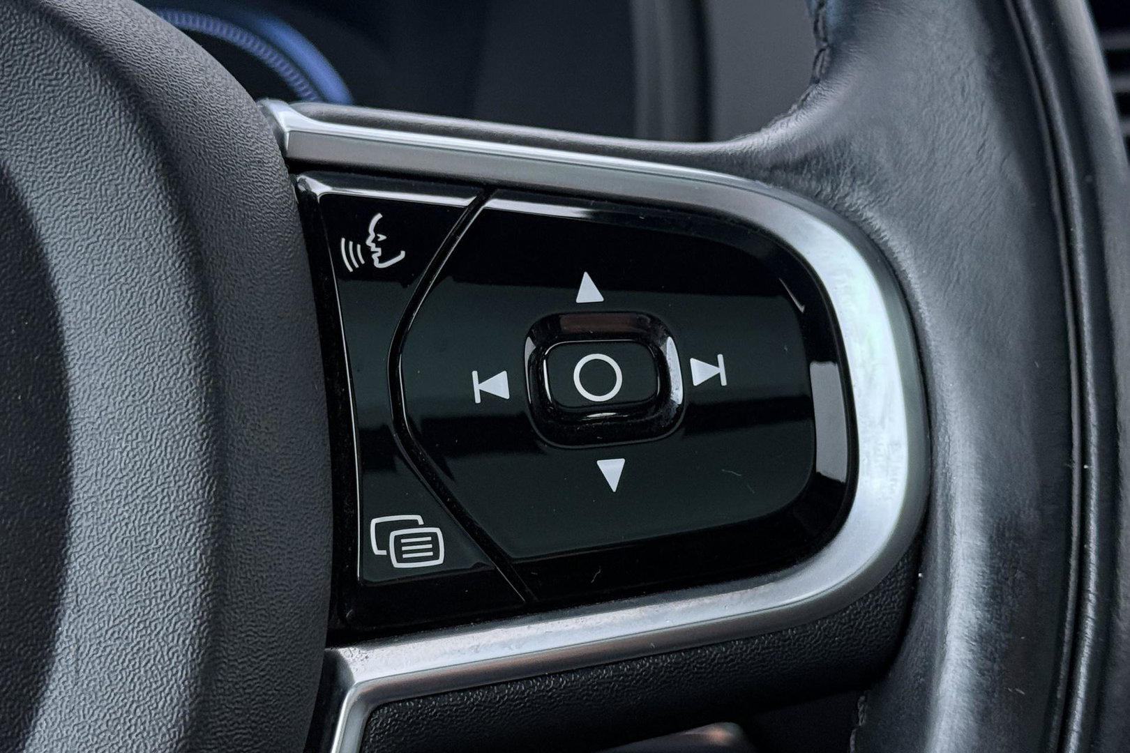Volvo XC90 T8 Inscription | Bowers&Wilkins | Luchtvering | Panoramadak | 360° Camera | Head-Up | BLIS | Stoelventilatie