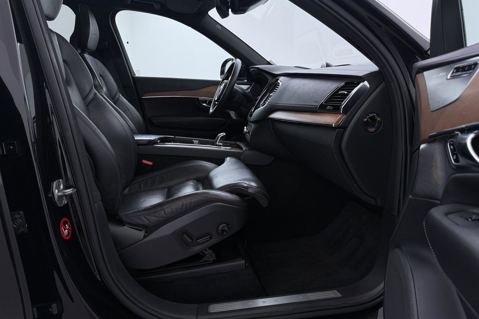Volvo XC90 T8 Inscription | Bowers&Wilkins | Luchtvering | Panoramadak | 360° Camera | Head-Up | BLIS | Stoelventilatie