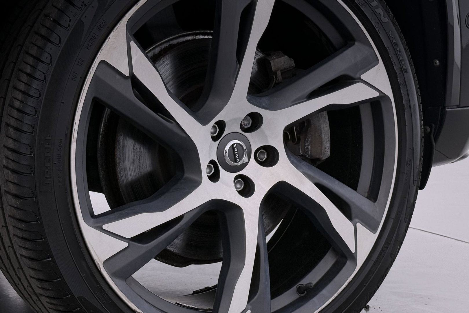 Volvo XC90 T8 Inscription | Bowers&Wilkins | Luchtvering | Panoramadak | 360° Camera | Head-Up | BLIS | Stoelventilatie