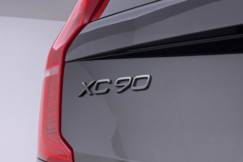 Volvo XC90 T8 Inscription | Bowers&Wilkins | Luchtvering | Panoramadak | 360° Camera | Head-Up | BLIS | Stoelventilatie