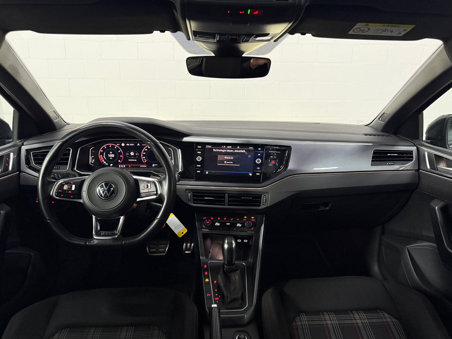 Volkswagen Polo 2.0 TSI GTI*Bomvol*Pano*Stoelverwarming*Blindspot*