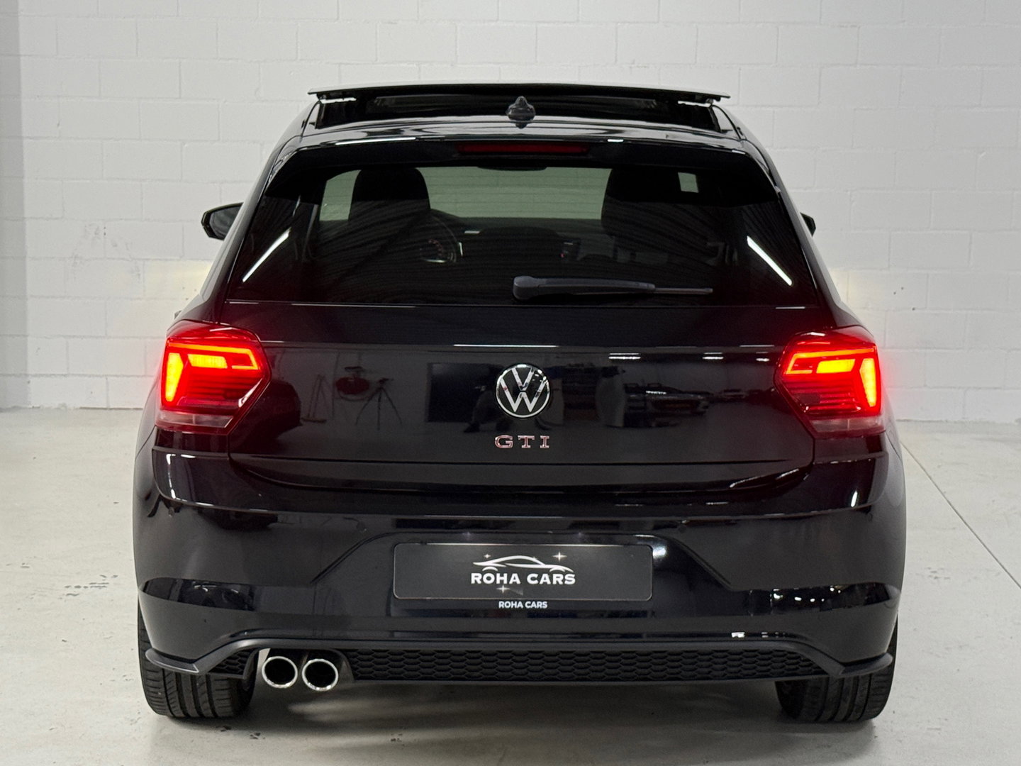 Volkswagen Polo 2.0 TSI GTI*Bomvol*Pano*Stoelverwarming*Blindspot*