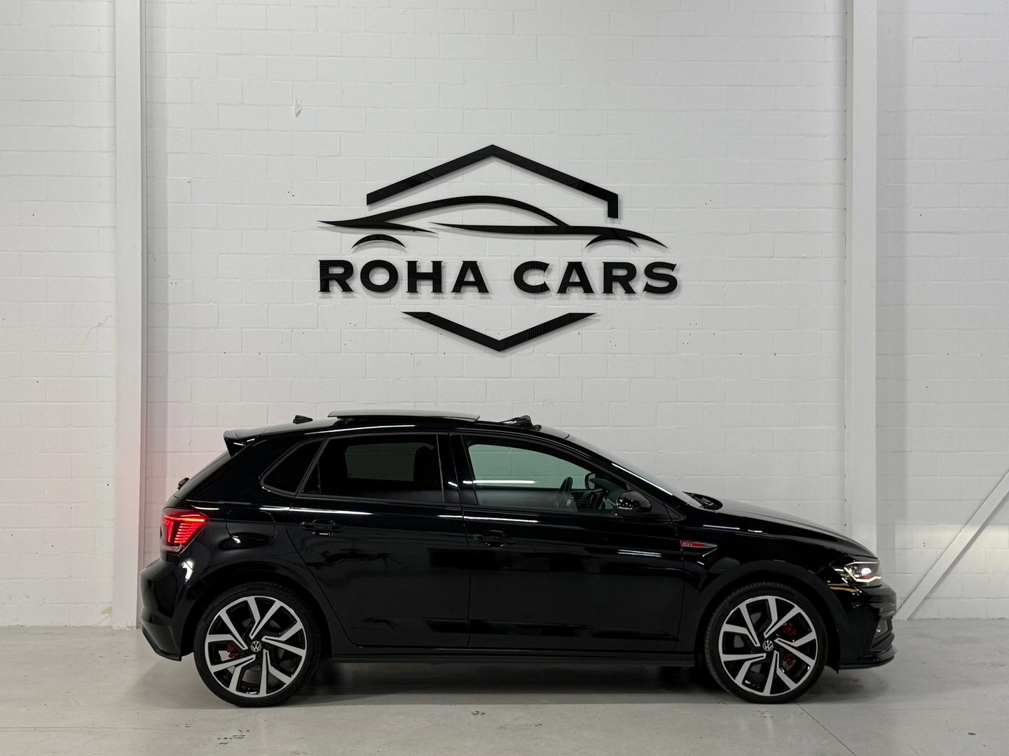 Volkswagen Polo 2.0 TSI GTI*Bomvol*Pano*Stoelverwarming*Blindspot*