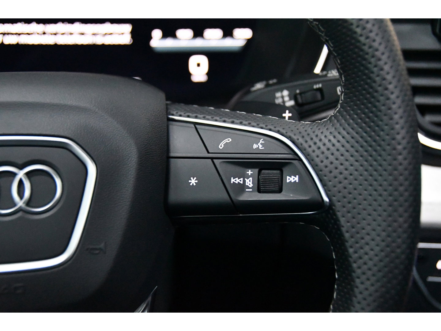 Audi Q5 Competition 45TFSI 3X S-Line Pano Matrix camera Blindspot