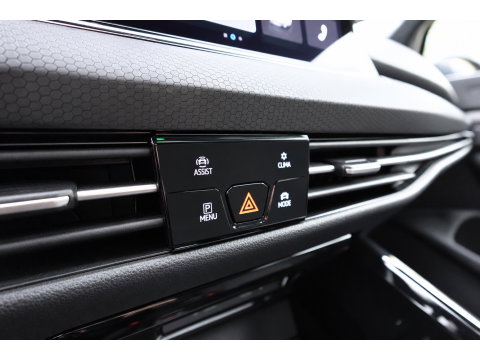 Volkswagen Golf 2.0 TSI GTI PANO HARMAN HUD VOL