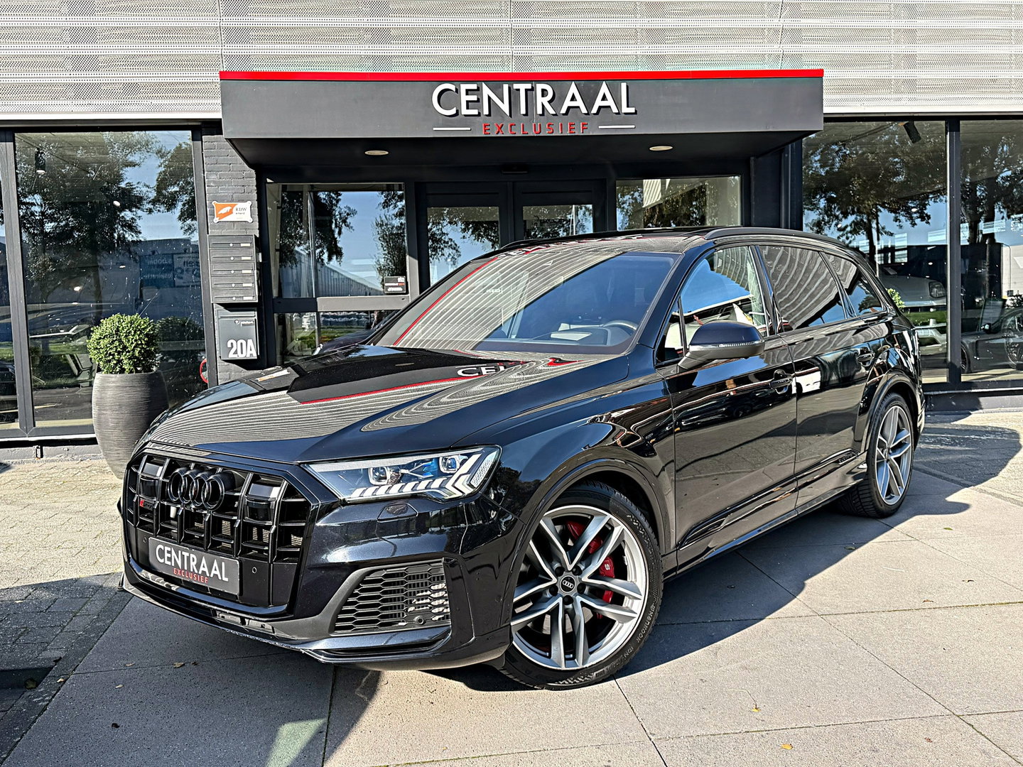 Audi SQ7 4.0 TFSI SQ7 quattro Pano|Memory|Luchtvering|BTW|4Wielbesturing|Nachtzicht