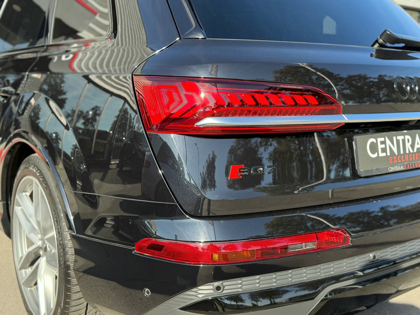 Audi SQ7 4.0 TFSI SQ7 quattro Pano|Memory|Luchtvering|BTW|4Wielbesturing|Nachtzicht