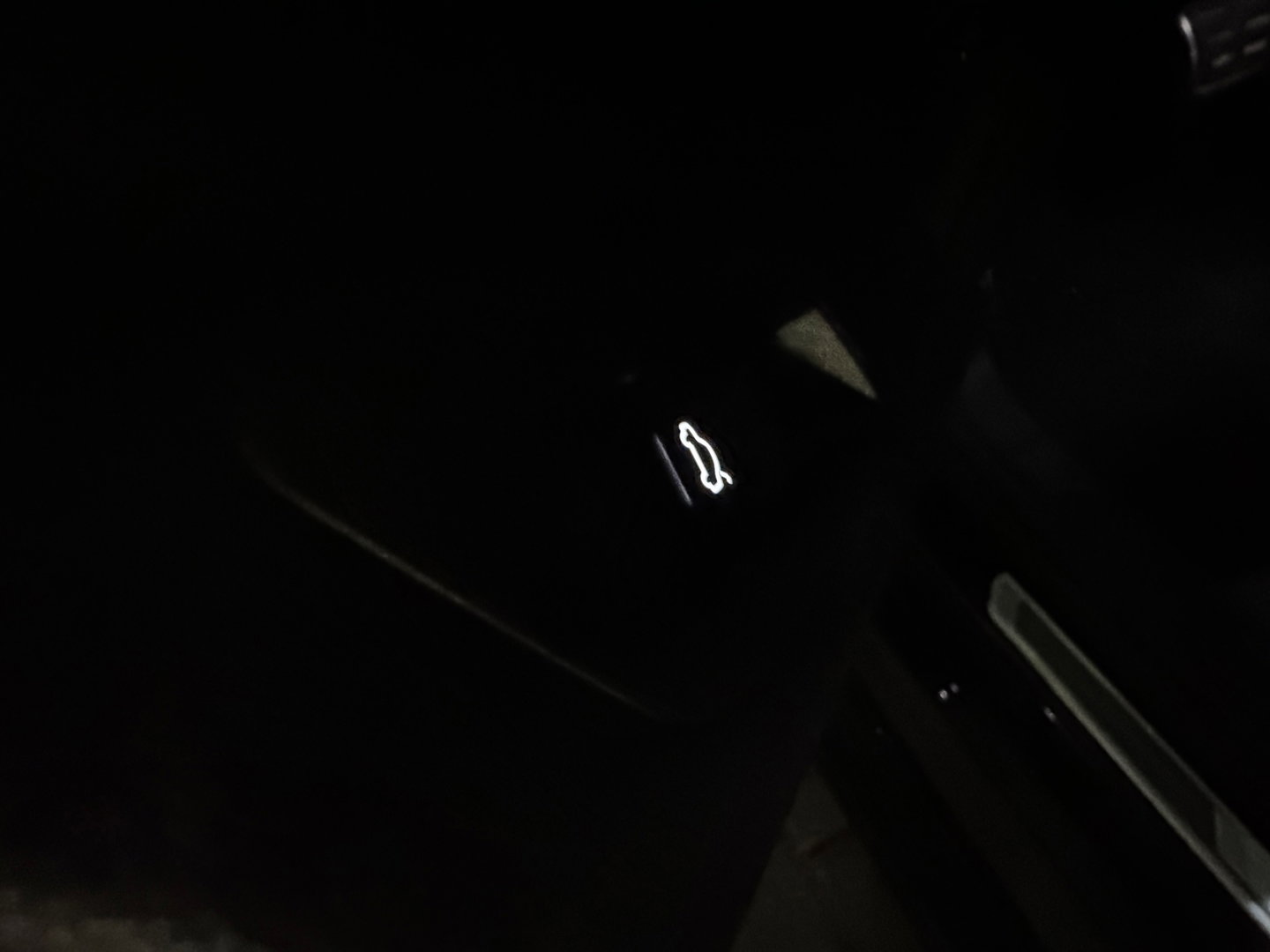 Volkswagen T-Roc 2.0 TSI 4Motion R Pano|Akra|Beats|Volleder