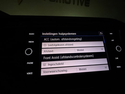 Volkswagen T-Roc 2.0 TSI 4Motion R Pano|Akra|Beats|Volleder