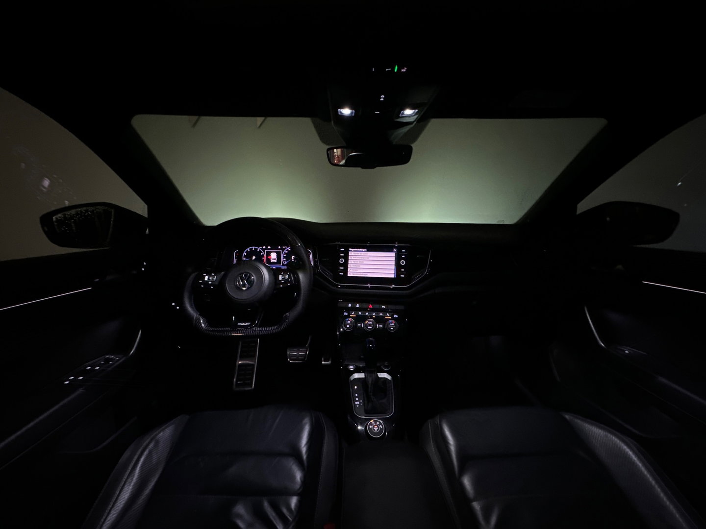 Volkswagen T-Roc 2.0 TSI 4Motion R Pano|Akra|Beats|Volleder
