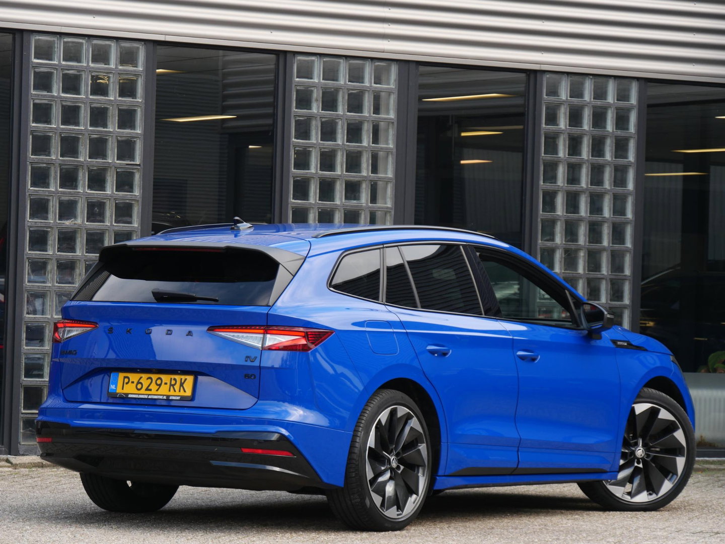 Škoda Enyaq iV 60 SPORTLINE/ ADAPTIVE CRUISE/ BLINDSPOT/ CLIMATE PACK/ 21INCH BETRIA/ SOH 92%