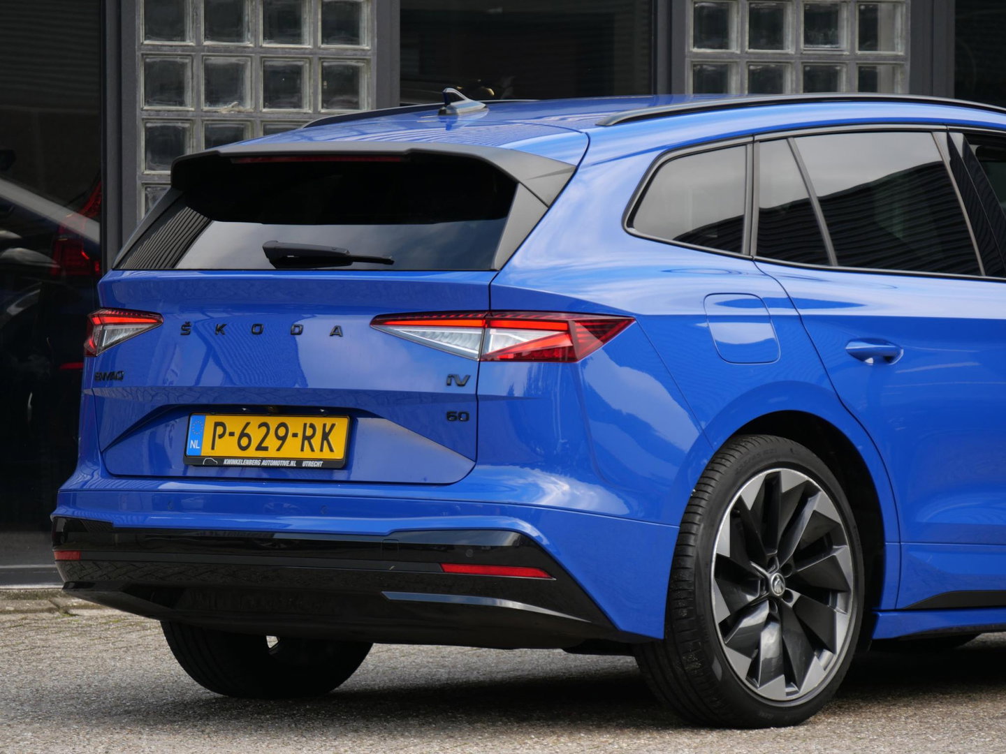 Škoda Enyaq iV 60 SPORTLINE/ ADAPTIVE CRUISE/ BLINDSPOT/ CLIMATE PACK/ 21INCH BETRIA/ SOH 92%