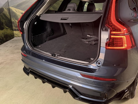 Volvo XC60 2.0 T8 Plug-in hybrid AWD Ultra Dark Maxton pakket  l 21 inc l 360 l stoel verwarming l 455pk
