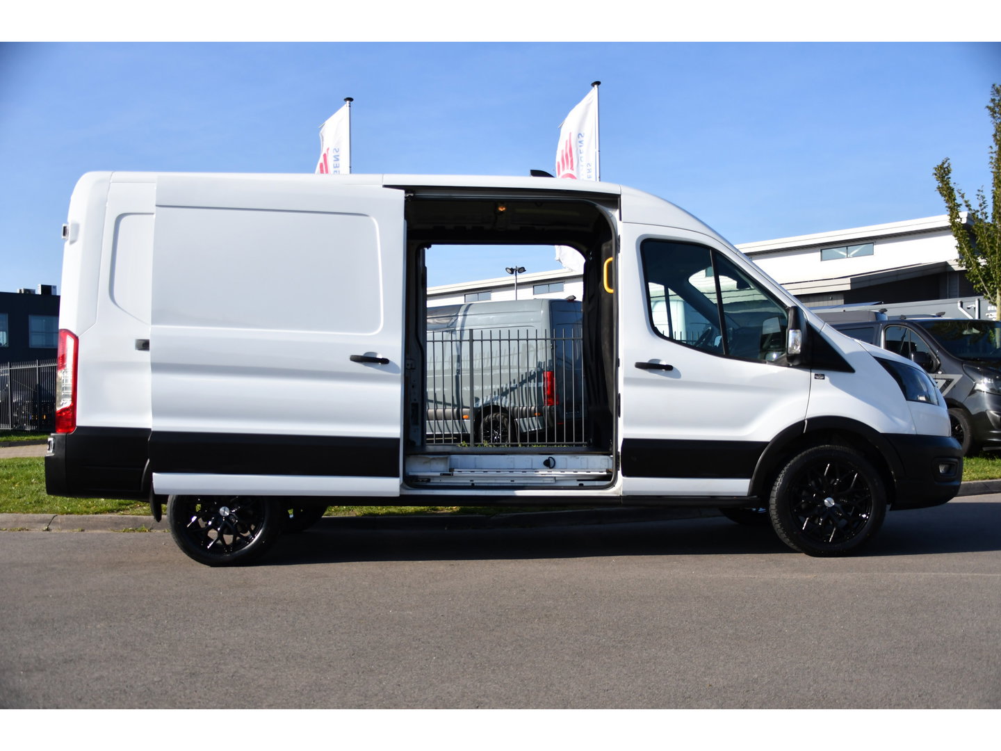 Ford Transit 350 2.0 TDCI L3H2 RWD PB Edition Camera, Cruise, 2 x Schuifdeur, Airco, 130pk, Radio, Uniek!